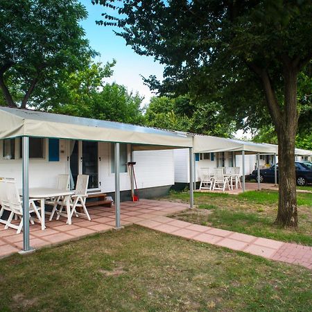 Villa Al Mare Camping - 4 Stelle Cavallino-Treporti Eksteriør billede